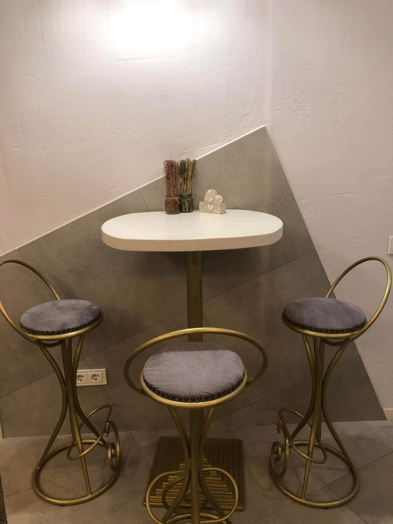 Dp Art Residence - Self Check In Kaunas Phòng bức ảnh