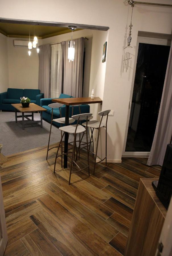 Dp Art Residence - Self Check In Kaunas Phòng bức ảnh